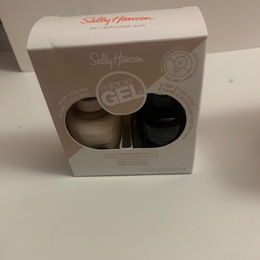 Sally Hansen Miracle Gel Duo Bday Suit